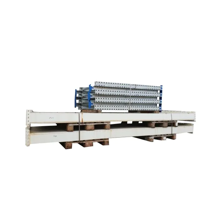 Palettenregal Restpostenpaket, Regallänge: 17,60 - 20,65 lfm. Regalständer: 2.000 x 900 - 1.200 mm 