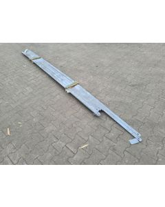 Flachstahl Flacheisen Stahlträger / Länge: 4.043 mm / Mitte-Mitte-Loch: ca. 4.000 mm 