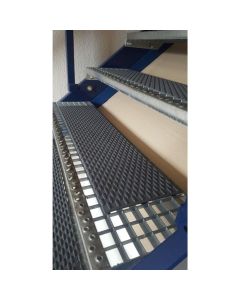 Gitterrostauflage f&uuml;r Gitterroststufen, Pressroststufen / Kunststoff / 800 x 200 mm (BxT) / Neu 