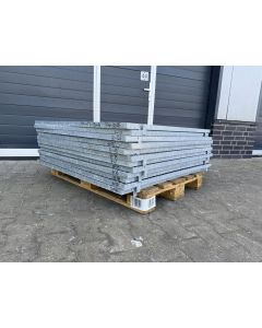 Aufgelegtes Gitterrost Regalrost Schweißrost, gebraucht | Gesamttiefe: 1.110 mm | Gesamtbreite: 1.130 mm | Maschenweite: 35 x 40 mm | Bezeichnung: GR-125