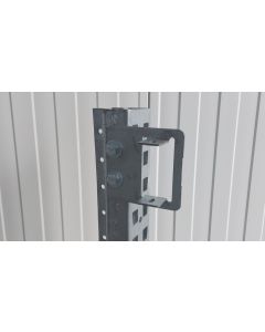 Halter f. Durchschubsicherung Agraffenwinkel Konsole, gebraucht | Meta Multipal S | Abmessung: 130 x 125 mm | Passend f&uuml;r Kastenprofil: 85 x 50 mm | Abstand: 25 mm