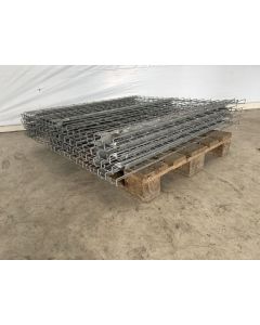 Drahtgitterrost Gitterrost Drahtgitterboden, gebraucht | 1.125 x 1.130 mm | Maschenweite 105 x 65 mm | sendzimir verzinkt