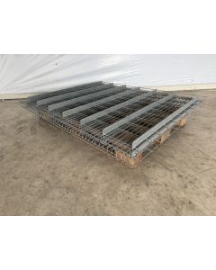 Drahtgitterrost Gitterrost Drahtgitterboden, gebraucht | 1.115 x 1.290 mm | Maschenweite 110 x 35 mm | sendzimir verzinkt