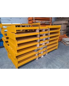Palettenregaltraverse / Jung Heinrich MPB / Lichte Weite: 2.750 mm / Kastenprofil: 80 x 50 mm