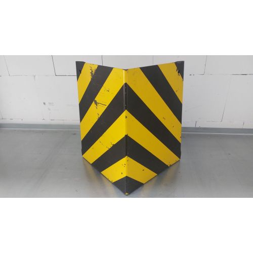 L-Anfahrschutzecke Rammschutz Palettenregal, gebraucht | Gesamth&ouml;he: 400 mm | Schenkell&auml;nge: 300 x 300 mm | gelb/schwarz 