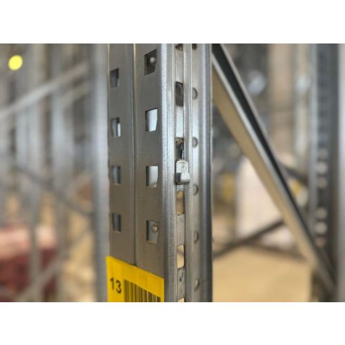 Fachbodenträger Clips, gebraucht | SSI Schäfer R3000 | Z-BT-PR300 | komplett verzinkt