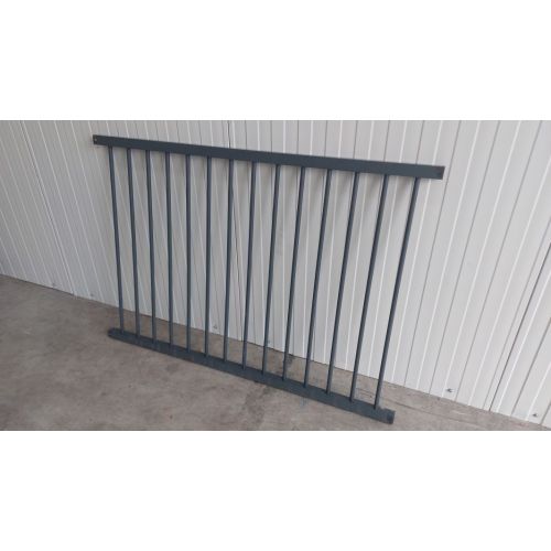 Geländer Absperrung Balkon, gebraucht | Geländerlänge: 1.450 mm |  Gesamthöhe: 997 mm | anthrazit 