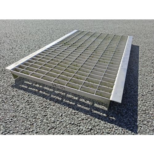 Eingelegtes Gitterrost Regalrost, gebraucht | Gesamttiefe: 595mm | Gesamtbreite: 1.183 mm | Maschenweite: 68 x 47 mm | Bezeichnung: GR-151