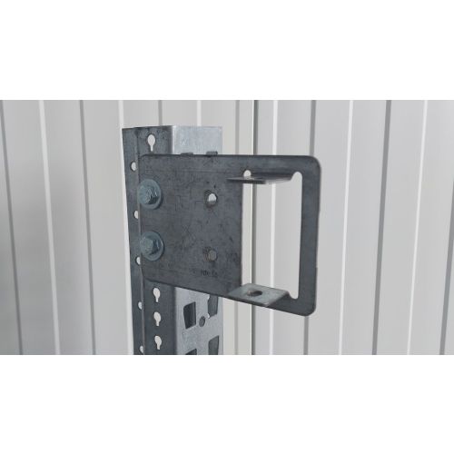 Halter f. Durchschubsicherung Agraffenwinkel Konsole, gebraucht | Meta Multipal S | Abmessung: 180 x 125 mm | Passend für Kastenprofil: 85 x 50 mm | Abstand: 70 oder 5 mm