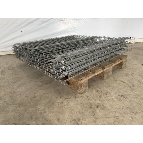 Drahtgitterrost Gitterrost Drahtgitterboden, gebraucht | 1.125 x 1.130 mm | Maschenweite 105 x 65 mm | sendzimir verzinkt