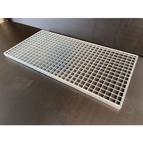 Pressrost Regalrost Gitterrost, neu / Gesamtbreite: 1.000 mm / Gesamttiefe: 500 mm / Maschenweite: 33 x 33 mm