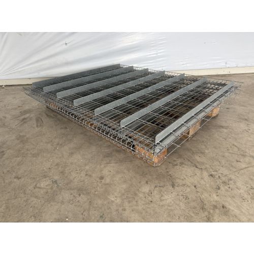 Drahtgitterrost Gitterrost Drahtgitterboden, gebraucht | 1.115 x 1.290 mm | Maschenweite 110 x 35 mm | sendzimir verzinkt