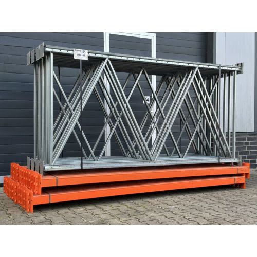 Palettenregalanlage Palettenregal, gebraucht | Feralco | Regalständer: 2.550 x 1.250 mm | lichte Weite: 2.700 mm | orange | Regallänge: 22,46 lfm.