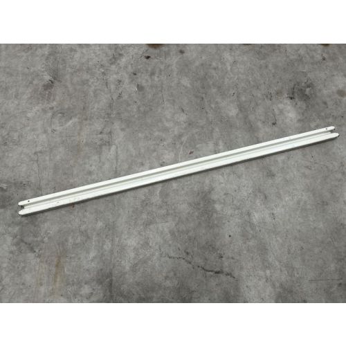 Weitspannregaltraverse Traverse, gebraucht | Stow Midirack | lichte Weite: 1.800 mm | ZM: 77 x 32 mm | cremeweiß