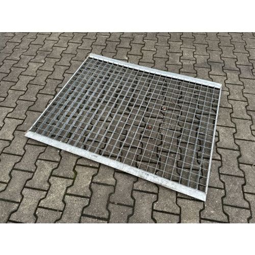 eingelegtes Regalrost Gitterrost Schweißrost, gebraucht | Gesamttiefe: 1.180 mm | Gesamtbreite: 1.330 mm | Maschenweite: 55 x 55 mm | Bezeichnung: GR-85
