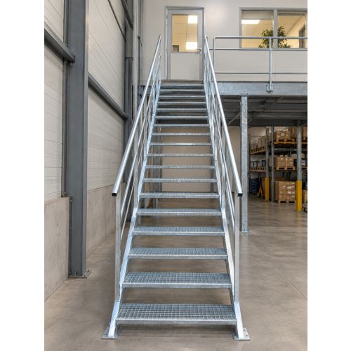 Stahltreppe verzinkt, Neu 3,00m | 38°