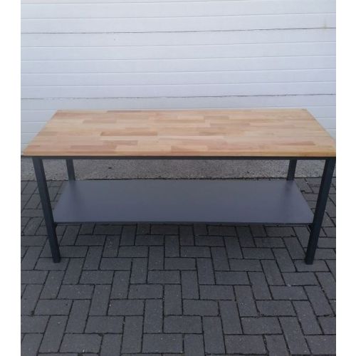 Werkbank Arbeitstisch Packtisch / Werkbankbreite: 1.750 mm / Gesamthöhe: 900 mm / Werkbanktiefe: 600 mm