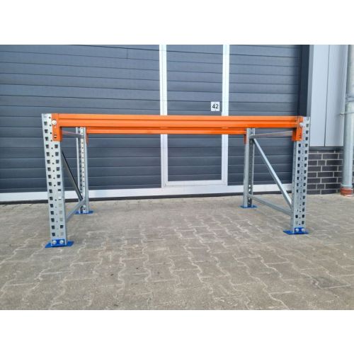 Werkbankgestell Thyssen Multipal S gebraucht / Werkbankbreite: 2.900 mm / Höhe: 900 mm / Werkbanktiefe: wählbar
