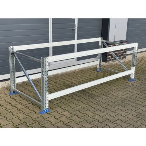 Werkbankgestell SSI Schäfer PR600 gebraucht / Gestellbreite: 2.580 mm / Höhe: 900 mm / Gestelltiefe: wählbar