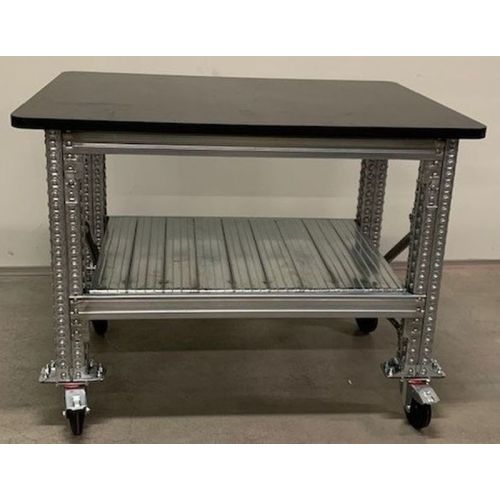 Werkbank Metal Sistem Super 4/5/6 neu / Abmessung: 1.200 x 900 x 900 mm (B x T x H) / inkl. Rollen