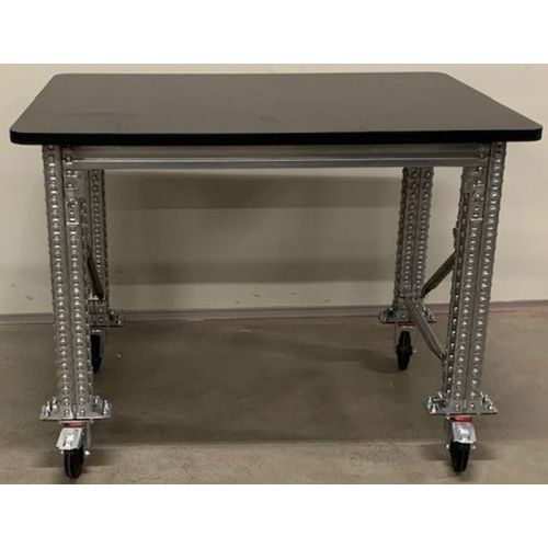 Werkbank Metal Sistem Super 4/5/6 neu / Abmessung: 1.200 x 900 x 900 mm (B x T x H) / inkl. Rollen