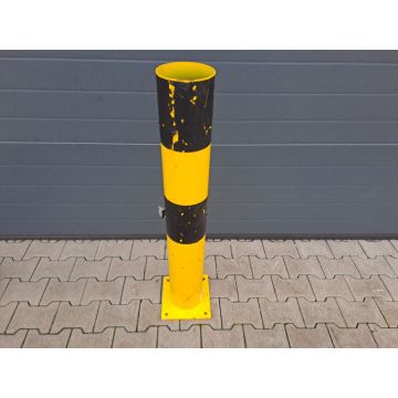 Anfahrschutzpoller Rammschutz Poller, gebraucht | Gesamthöhe: 1.100 mm | RohrØ: 160mm | Materialfarbe: gelb/schwarz