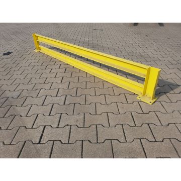 Anfahrschutzleitplanke, gebraucht // lichte Weite 2.400 mm