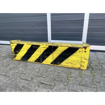 Anfahrschutzleitplanke Anfahrschutz Palettenregal, gebraucht / für Einzelregalreihen / Gesamtlänge: 1.290 mm / f. Regaltiefe 1.100 mm 