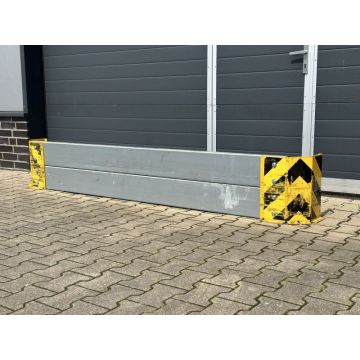 Anfahrschutzleitplanke Anfahrschutz Palettenregal, gebraucht | Bito | für Doppelregalreihe | Gesamtlänge: 2.590 mm | lichte Weite: ca. 2.570 mm