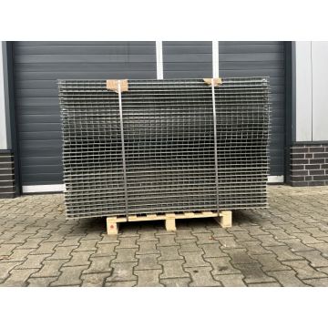 Eingelegtes Gitterrost Regalrost, gebraucht | Gesamtbreite: 1.640 mm | Gesamttiefe: 1.183 mm | Maschenweite: 68 x 47 mm | Bezeichnung: GR-45