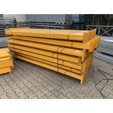 Palettenregaltraverse / Jung Heinrich MPB / Lichte Weite: 2.800 mm / Kastenprofil: 80 x 50 mm