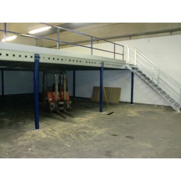 Lagerbühne neu 12,00 x 15,00 m, Tragkraft 500 kg / m²