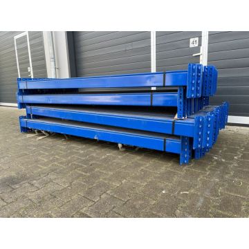 Palettenregaltraverse / Bito PRO / Lichte Weite: 2.400 mm / Kastenprofil: 110 x 50 mm 