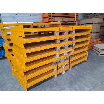 Palettenregaltraverse / Jung Heinrich MPB / Lichte Weite: 2.750 mm / Kastenprofil: 80 x 50 mm