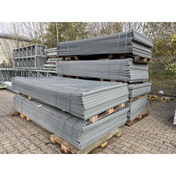 Rückwandgitter, gebraucht / 2.700 x 1.500 mm / sendzimir verzinkt 