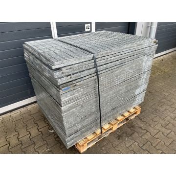 Gitterrost Regalrost Schweißrost, gebraucht | Gesamttiefe: 1.490 mm | Gesamtbreite: 995 mm | Maschenweite: 82 x 35 mm | Bezeichnung: GR-48