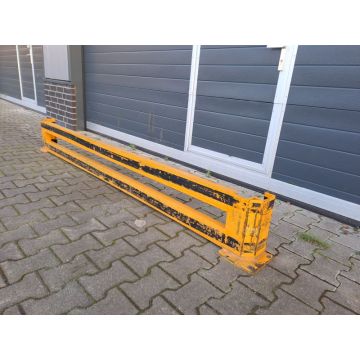Anfahrschutzleitplanke Anfahrschutz Palettenregal, gebraucht | für Doppelregalreihen | Gesamtbreite 2.660mm | gelb / schwarz
