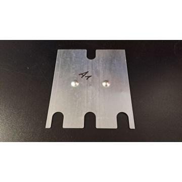 Ausgleichsblech Nivelierblech für Palettenregalständer, gebraucht | Jungheinrich MPB |  Abm.: 140 x 120 mm | Materialstärke: 1 mm