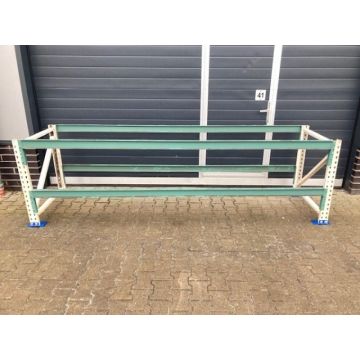 Werkbankgestell gebraucht / Werkbankbreite: 3.050 mm / Höhe: 900 mm / Werkbanktiefe: wählbar: