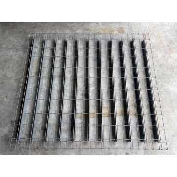 Drahtgitterrost Drahtgitter Regalrost, gebraucht | Abm: 1.370 x 1.218 mm (BxT) | Maschenweite 110 x 50 mm  | sendzimir verzinkt