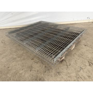 Drahtgitterrost Gitterrost Drahtgitterboden, gebraucht | 1.115 x 1.340 mm | Maschenweite 110 x 30 mm | sendzimir verzinkt