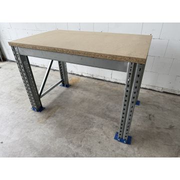 Werkbank Arbeitstisch Dexion Speedlock P90 gebraucht / Werkbankbreite: 1.350 mm / Höhe: 938 mm / Werkbanktiefe: 820 mm