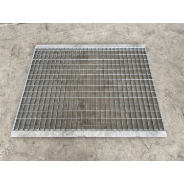 eingelegtes Gitterrost Regalrost, gebraucht | Gesamttiefe: 1.045 mm | Gesamtbreite: 1.295 mm | Maschenweite: 70 x 45 mm | Bezeichnung: GR-138