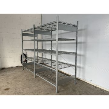 Fachbodenregal Magazinregal, neu | META CLIP | Gesamthöhe: 2.000 mm | Gesamttiefe: 835 mm | Gitterrostboden: 1.300 mm | Regallänge: 2,75 lfm.