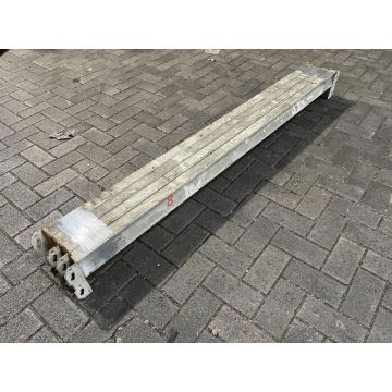 Palettenregaltraverse Traverse Palettenregal, gebraucht | Elektrolux | lichte Weite: 1.850 mm | Z-Profil: 100 x 50 mm | weiß