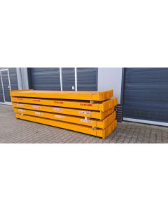 Palettenregaltraverse / Jung Heinrich MPB / Lichte Weite: 3.900 mm / Kastenprofil: 160 x 50 mm