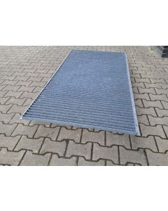 eingelegtes Regalrost Gitterrost, gebraucht / Gesamtbreite: 1.790 mm / Gesamttiefe: 940 mm / Lichte Stützweite: 900 mm / feuerverzinkt / Bezeichnung: G10