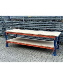 Werkbank Arbeitstisch, gebraucht | Jung Heinrich Typ: T | Werkbankbreite: 2.950 mm | Werkbanktiefe: 1.050 mm | Werkbankhöhe: 938 mm 