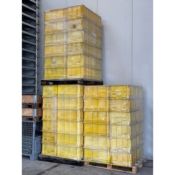 Stapelkasten Stapelkiste Kunststoffkiste, gebraucht | SSI Schäfer Serie 14/6-1 | Außenmaß: 650 x 468 x 300 mm (LxBxH) | Farbe: gelb