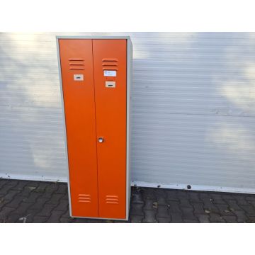 Spind Stahlspind Schrank Umkleidespind, gebraucht | Abm.: 600 x 500 x 1.740 mm (BxTxH) | 2 Türen | orange Türen